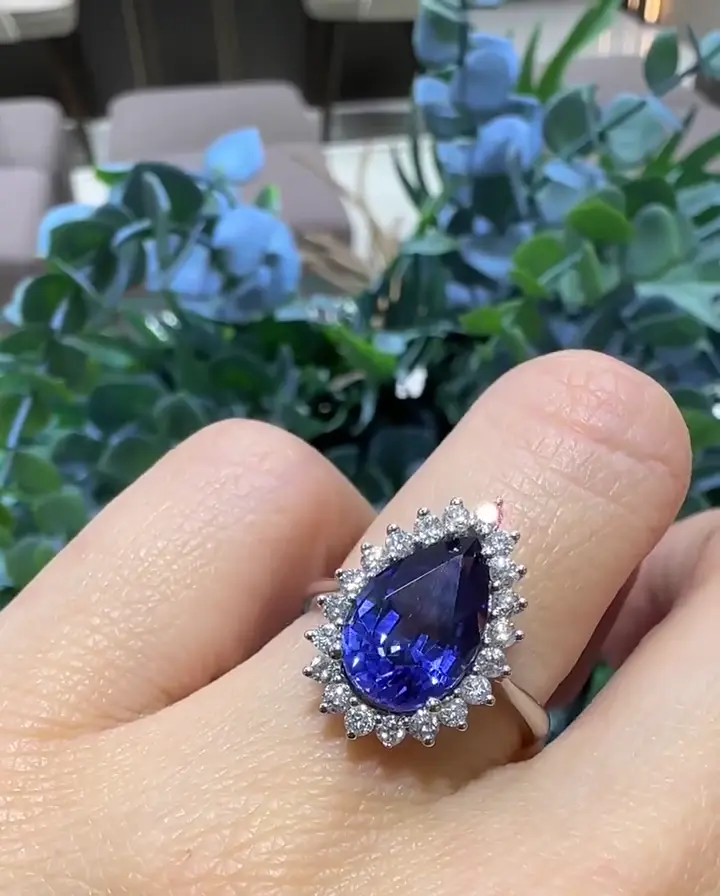 4.50 ct Safir ve 0.55 ct Pırlanta Yüzük, görsel 3