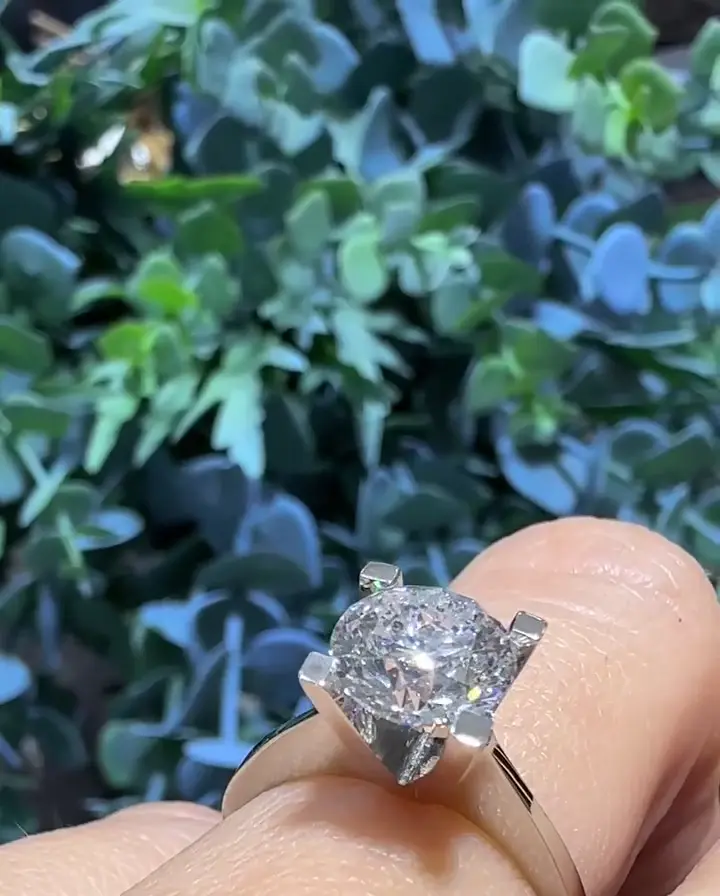 1.87 ct Tektaş Pırlanta Yüzük, görsel 2