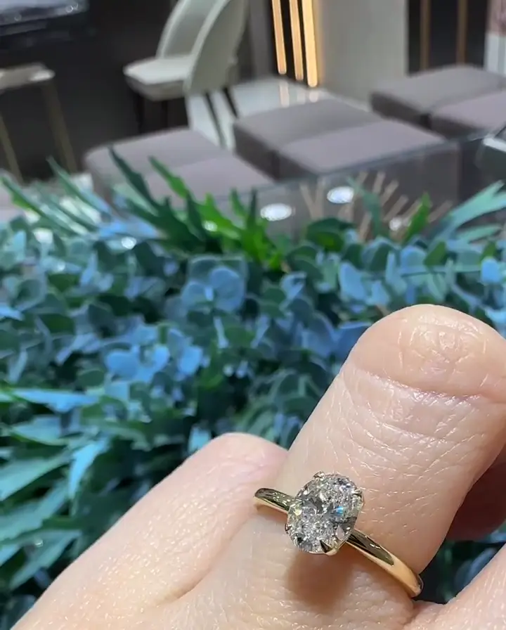 1.00 ct Oval Pırlanta Yüzük, görsel 1