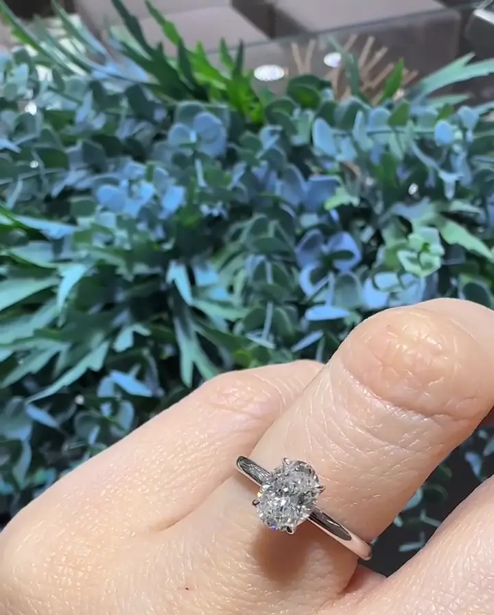 1.00 ct Oval Pırlanta Yüzük, görsel 3