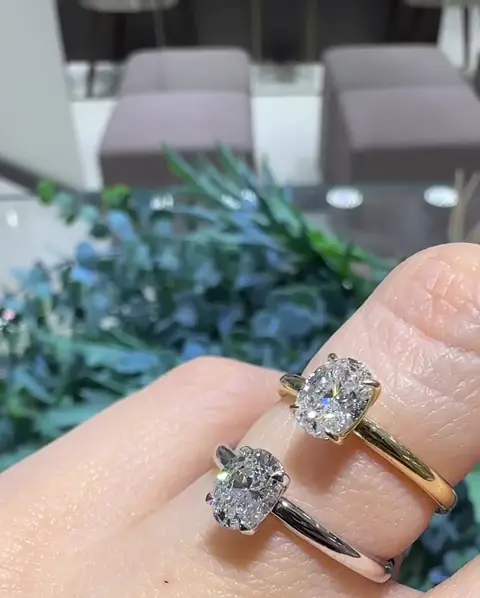 0.70 ct Oval Pırlanta Yüzük