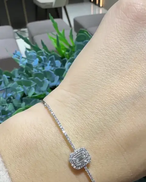 0.70 ct Baget Pırlanta Bileklik