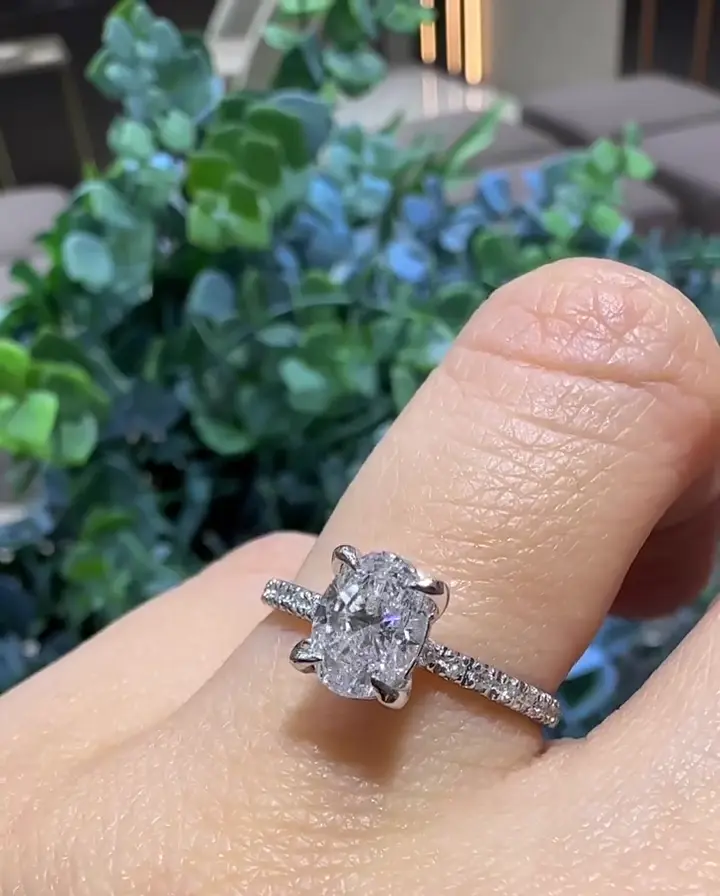 2.01 ct Oval Pırlanta Yüzük, görsel 3