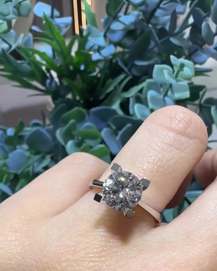 1.90 ct Tektaş Pırlanta Yüzük, görsel 1