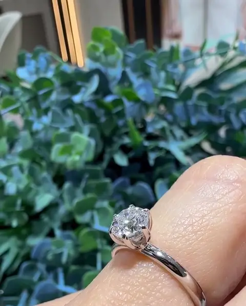 0.83 ct Tektaş Pırlanta Yüzük