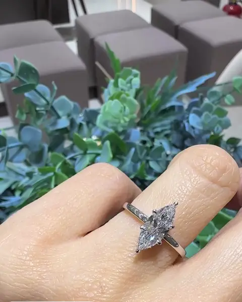1.21 ct Markiz Pırlanta Yüzük